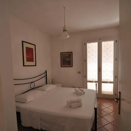 Vetrata Sul Mare Apartment *