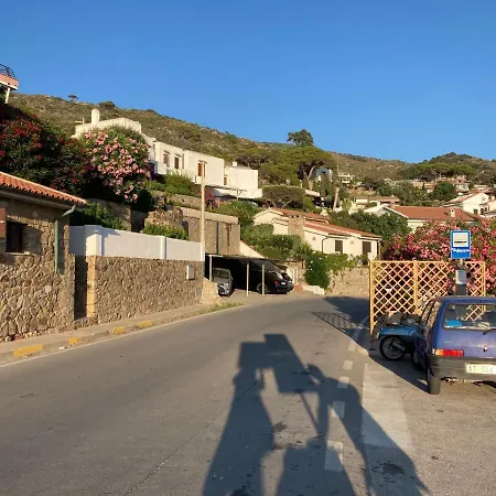 Vetrata Sul Mare Apartment *